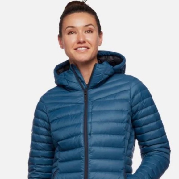 Black Diamond Women's Winter Jacket - Access Down Parka - Azurite / XS - Picture 3 of 9